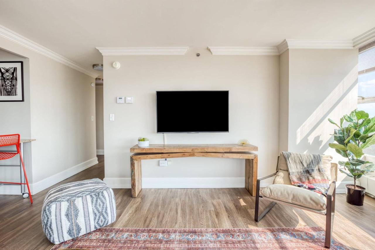 Cozysuites 800 Tower 1Br With Gym! 10 Louisville Exterior photo
