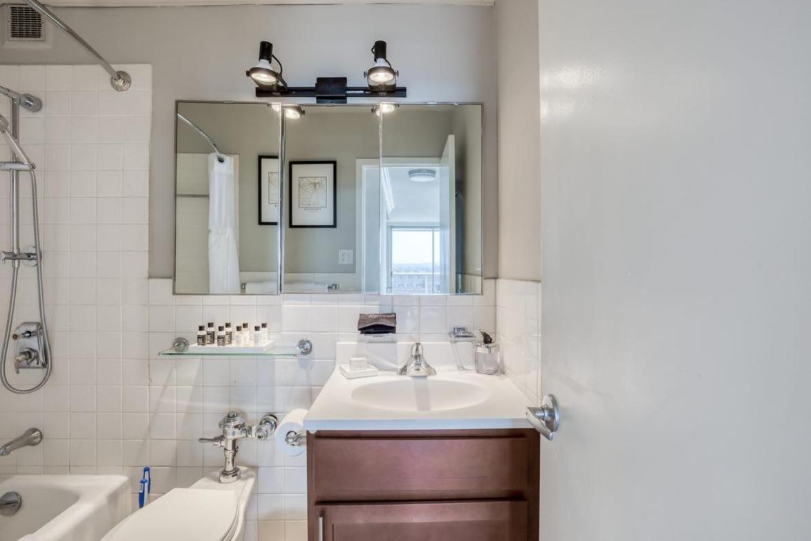 Cozysuites 800 Tower 1Br With Gym! 10 Louisville Exterior photo
